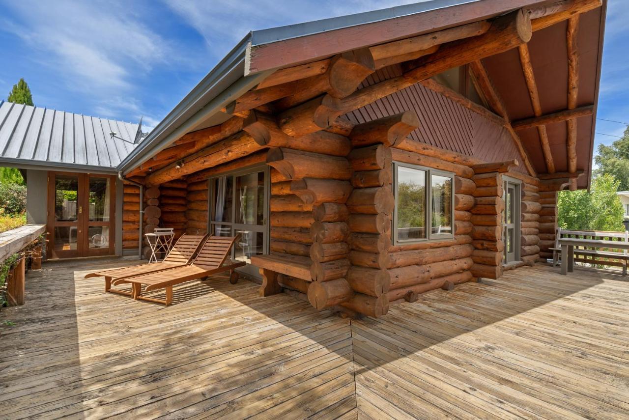 The Log House Villa Wanaka Ngoại thất bức ảnh