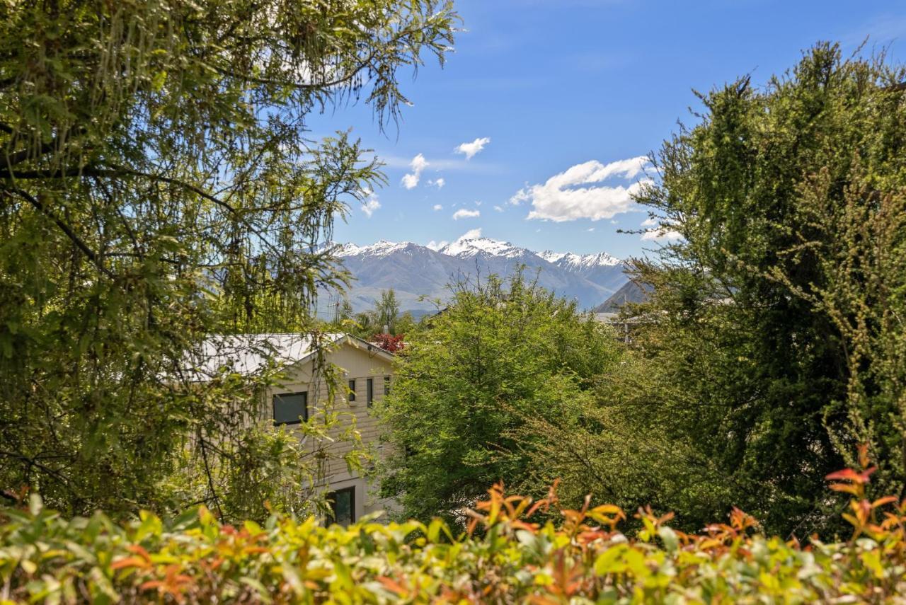 The Log House Villa Wanaka Ngoại thất bức ảnh